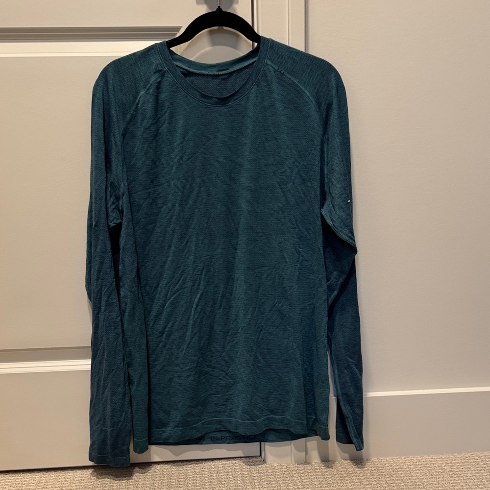 lululemon athletica Men's Long Sleeve Crew Neck Tee - Teal